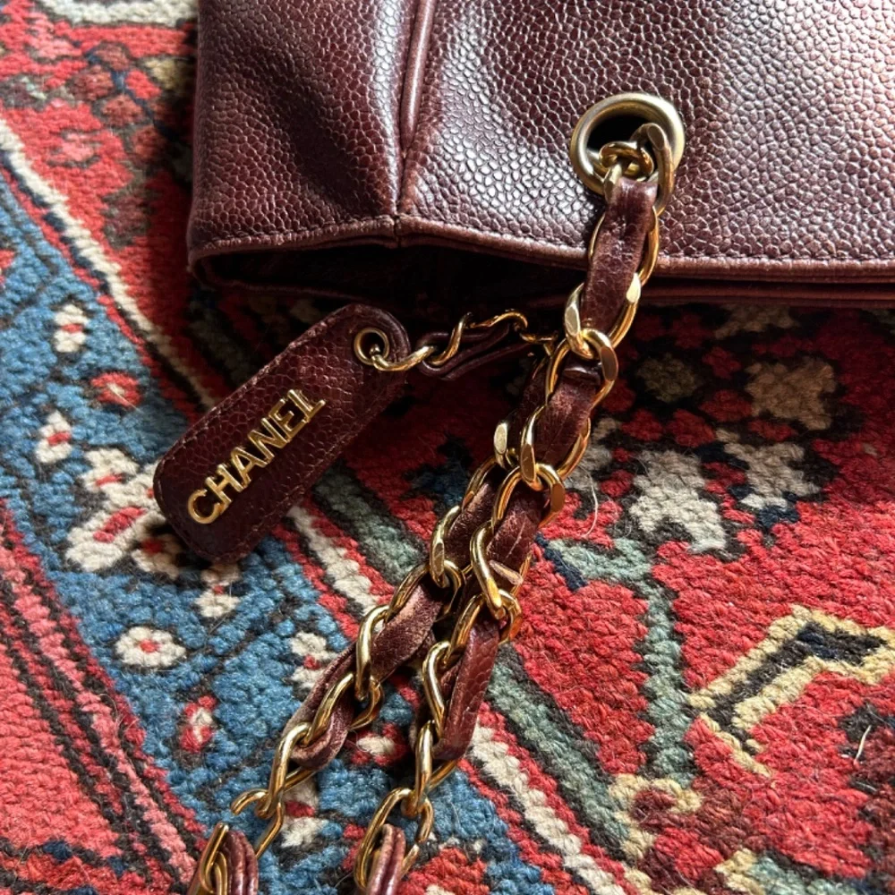 Vintage Chanel Chain Handle Caviar Brown Logo Bag Tote - Picture 13 of 16